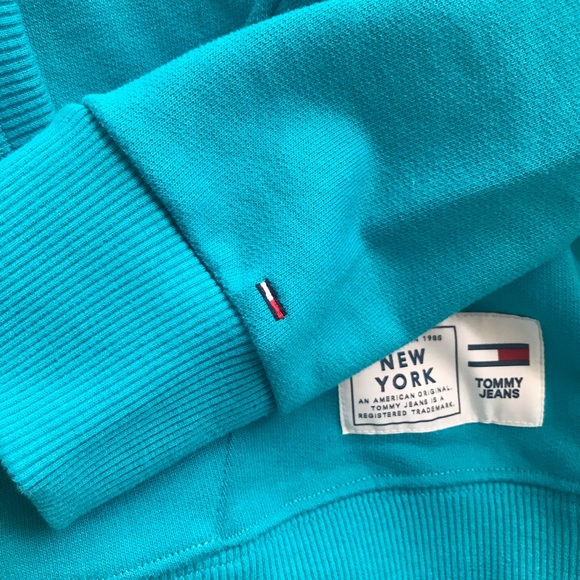 -SOLD- NWT Tommy Hilfiger Signature Hoodie - Picture 6 of 6